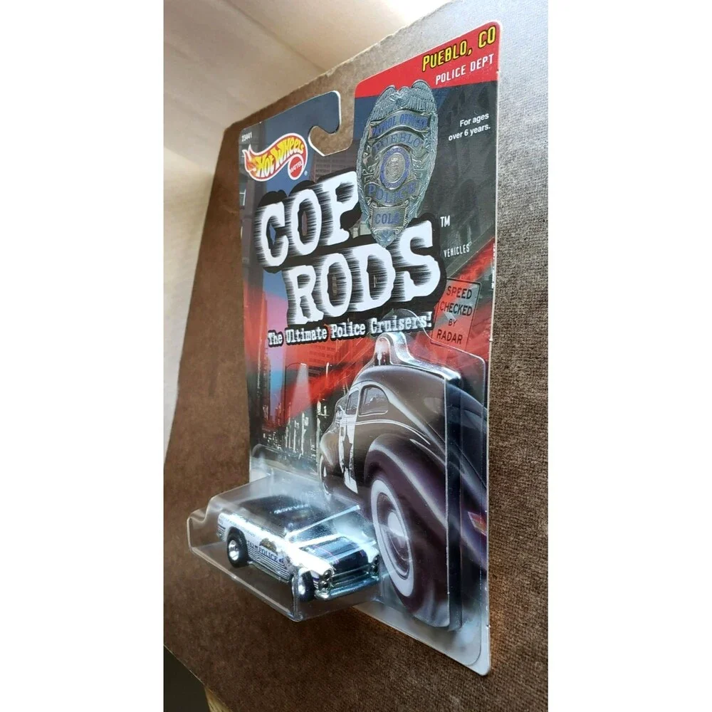 1999 Hot Wheels CHEVY NOMAD White & Black COP RODS Pueblo CO Police Dept 1:64 RR